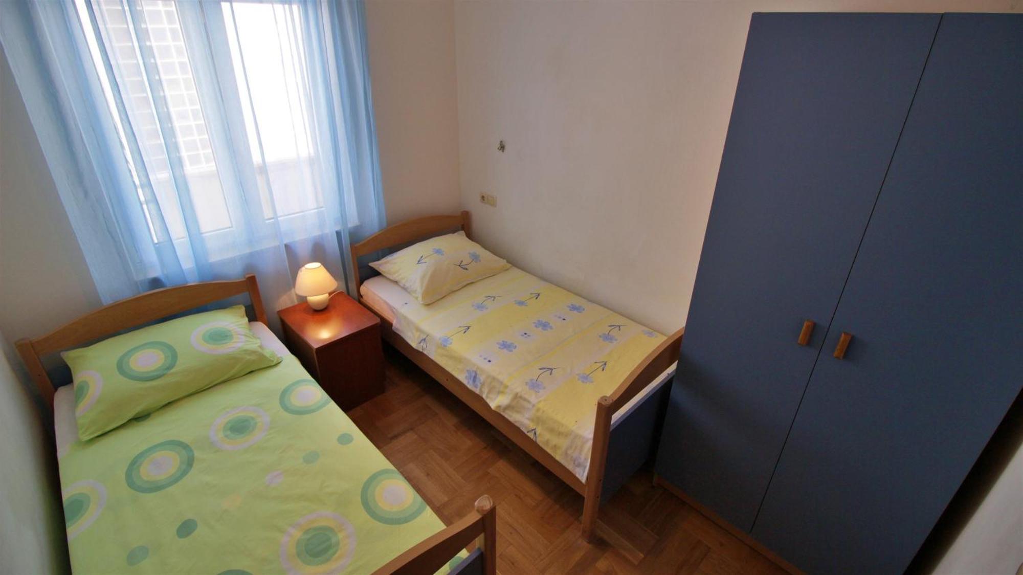 Apartments Marusic أوميس المظهر الخارجي الصورة
